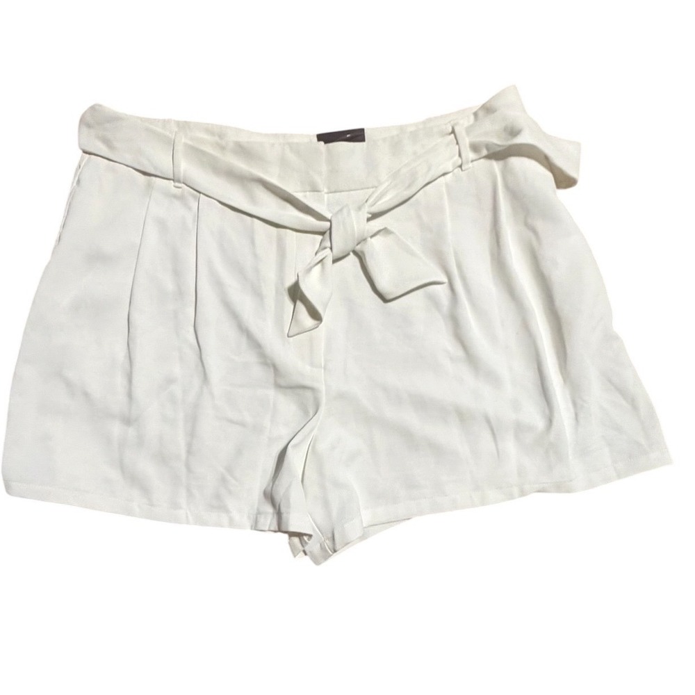 Worthington Womens White High Waisted Tie Belt Pleated Dress Shorts Size 16 NEW
